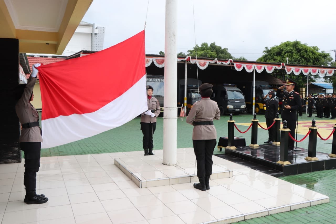 Polres HST Gelar Upacara Hari Ibu 2025 dengan Tema “Merdeka Melaksanakan Dharma”