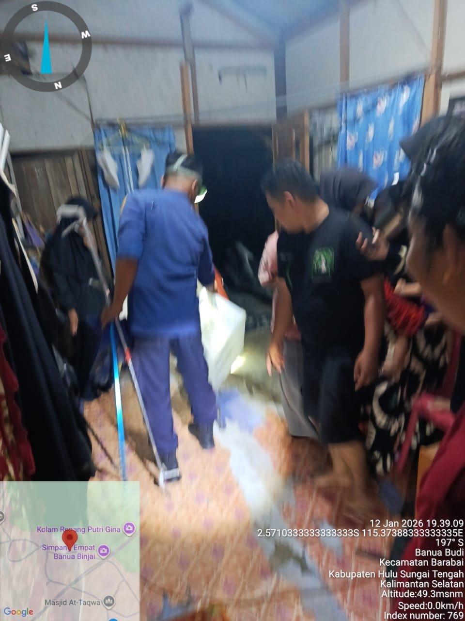 Kobra 1,2 Meter Dievakuasi dari Rumah Ketua RT di Barabai