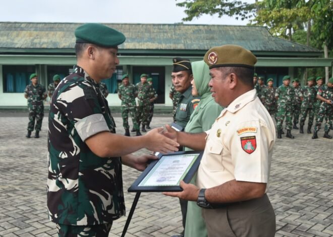 Acara Purna Tugas Kodim 1002/HST: Tradisi Penghargaan untuk Para Prajurit dan PNS